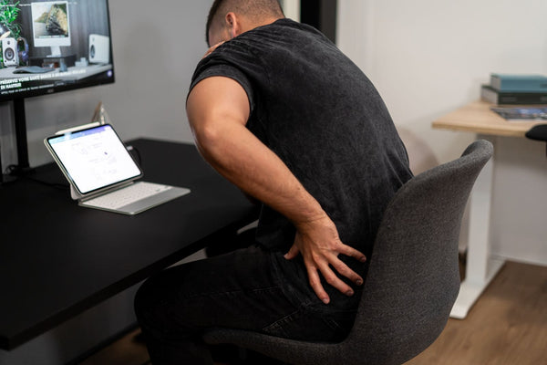 Comment un bureau assis-debout peut transformer votre home office