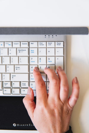 Clavier compact ergonomique UltraBoard 960 - Bakker - clavier-ergonomique-compact-ultraboard-960 - UP & DESK